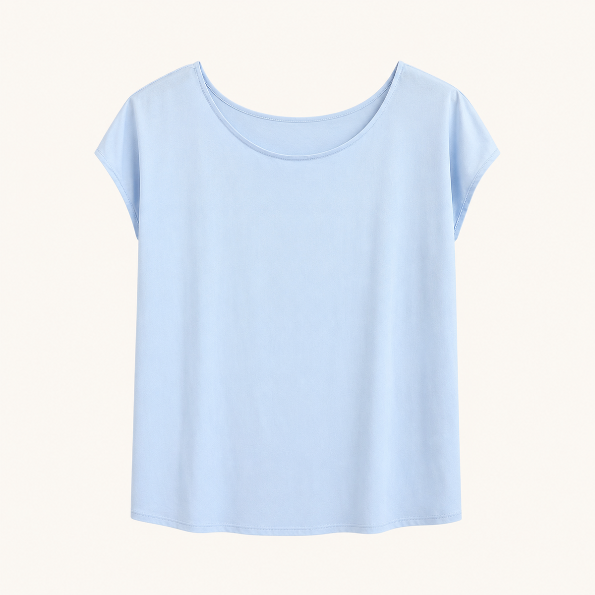 Top azzurro chiaro con maniche corte e scollo tondo