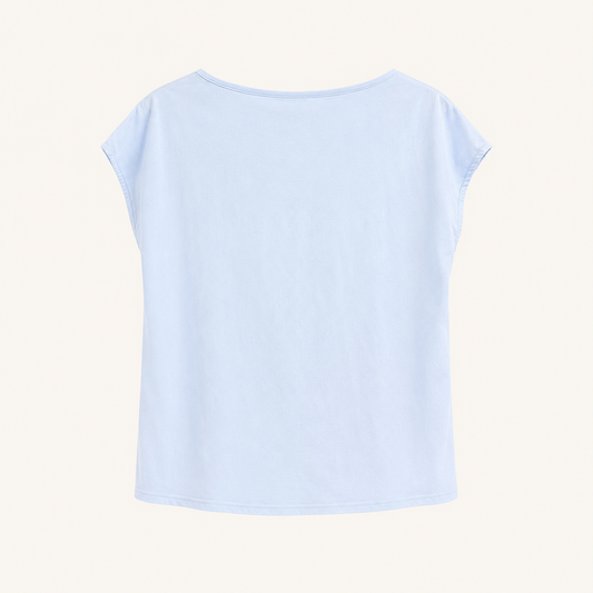 Top azzurro chiaro con maniche corte e scollo tondo