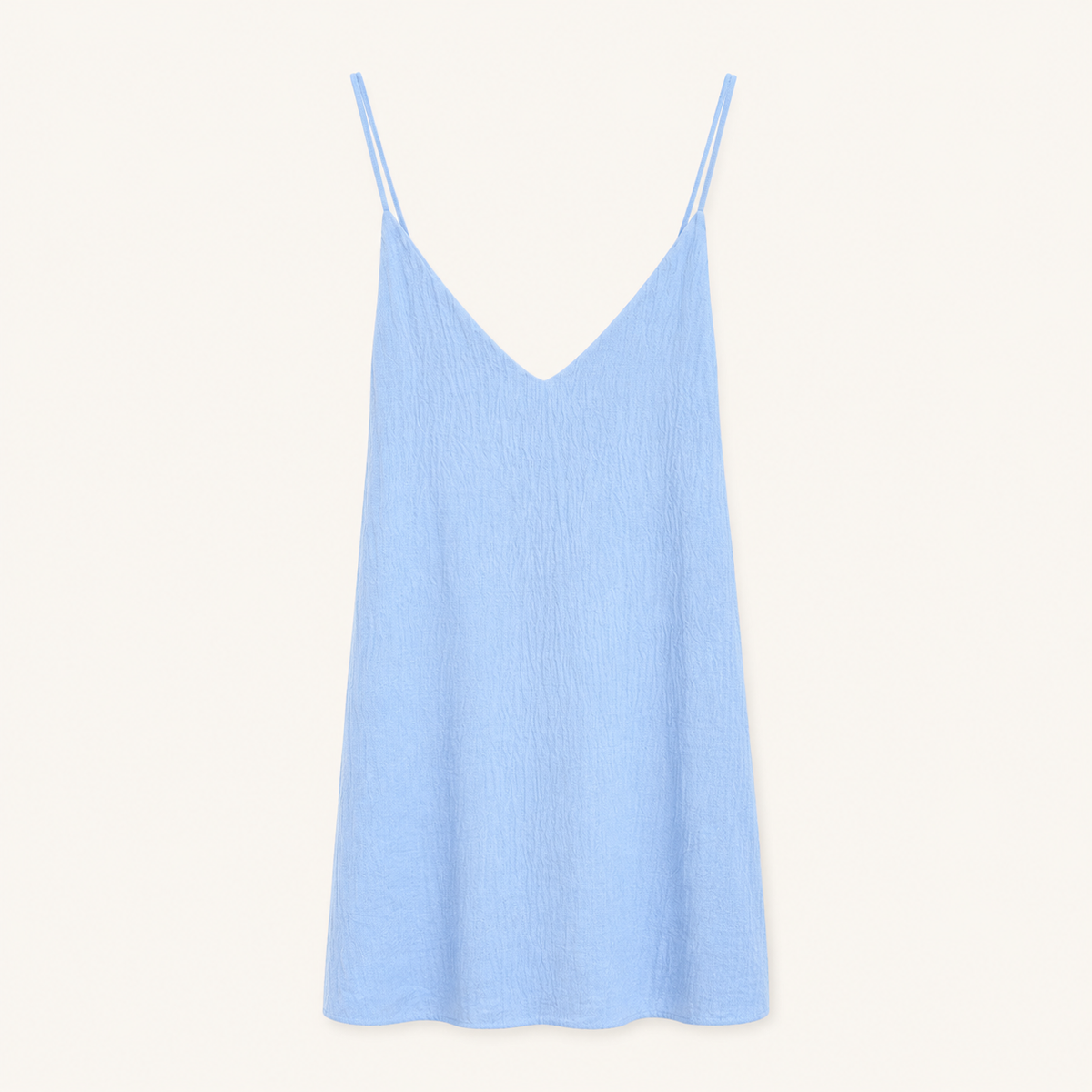 Top canotta azzurro chiaro con spalline sottili e scollo a V