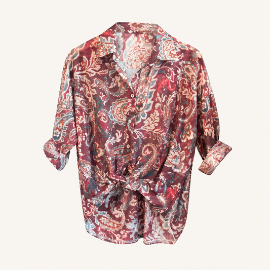 Camicia bordeaux fantasia paisley con bottoni e maniche risvoltate